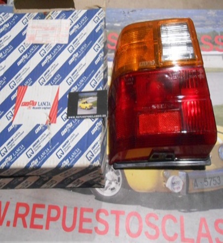 7569256 P11 PILOTO TRASERO IZQUIERDO FIAT UNO 1ª SERIE ORIGINAL FIAT