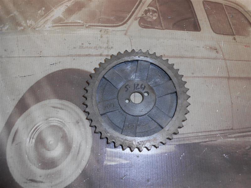 D100 PIÑON DISTRIBUCION ARBOL LEVAS SEAT 124, 1430, 128, 1200, 1
