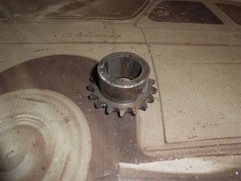 D118 PIÑON DISTRIBUCION CIGÜEÑAL SIMCA 1000 MOTOR 349