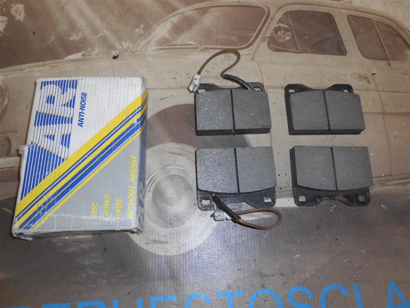 P025 PASTILLAS DE FRENO DELANTERAS RENAULT 14, TALBOT SAMBA, PEUGEOT 104, CITROEN LNA CON AVISADOR