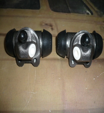 V2361 TVZHR8D8I JUEGO BOMBINES DE FRENO TRASERO RENAULT 8, 10, ALPINE A108 DELANTERO RENAULT 4CV, DAUPHINE, R4, R6  MEDIDA 22 mm