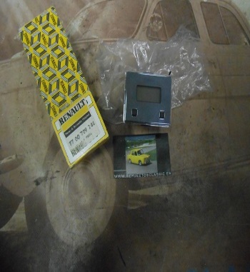 OR353 RELOJ DIGITAL JAEGER RENAULT SUPERCINCO Y OTROS 7700709240 LUZ VERDE