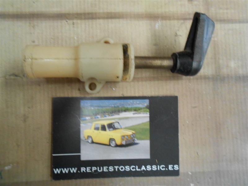 GC32 GRIFO CALEFACCIÓN  RENAULT 4 Y 4L PLASTICO CON LLAVE