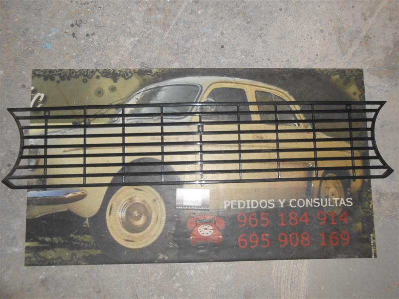 RJ08 P2 REJILLA SEAT 124, LADA 1200 PLASTICO NEGRO
