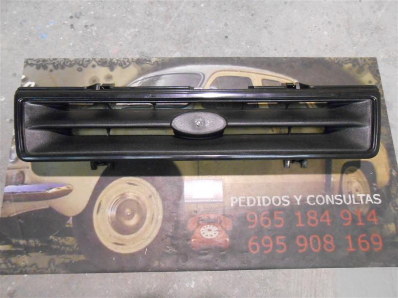 RJ19 P2 REJILLA FORD ORION