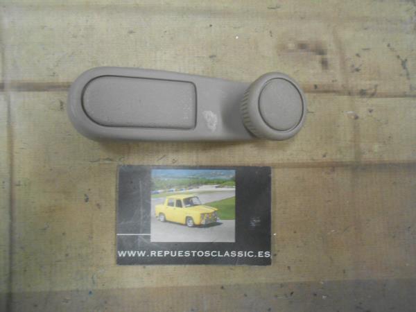 MAN24 MANETA ELEVALUNAS PEUGEOT 205 ANTIGUO MARRON CLARO