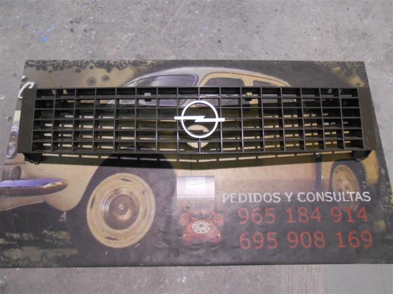 RJ15 P2 REJILLA OPEL CORSA MKI
