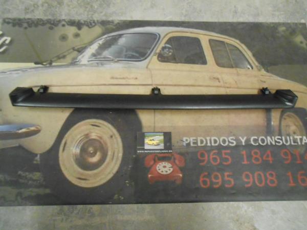 RJ138 P5 REJILLA DELANTERA FORD FIESTA 84