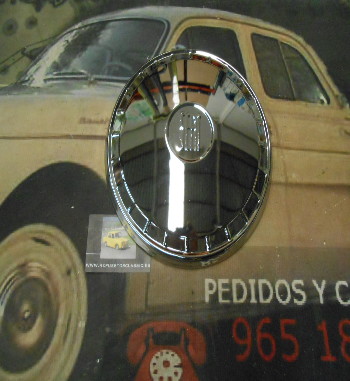 TAP01 TAPACUBO SEAT 124 1ª SERIE