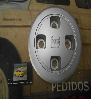 TAP15 TAPACUBOS SEAT FURA, RONDA, IBIZA Y MÁLAGA