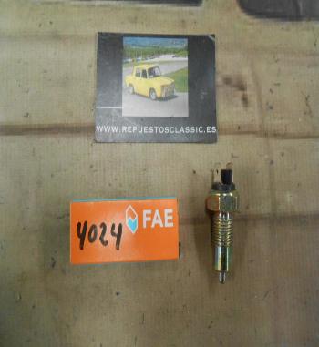4024 INTERRUPTOR MARCHA ATRAS SEAT 127, 128, 1200 SPORT, A112