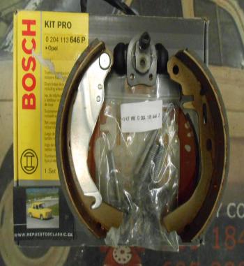 0204113646 KIT FRENO TRASERO BOSCH OPEL ASCONA C , KADETT D