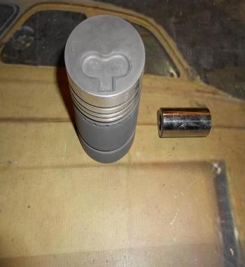 PISTON 74 mm SAVA J4 MOTOR 1498 cc SIN SEGMENTOS