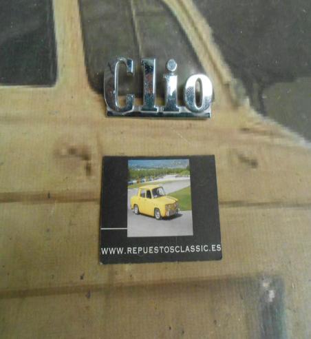 ANA301 ANAGRAMA RENAULT CLIO 85x33mm