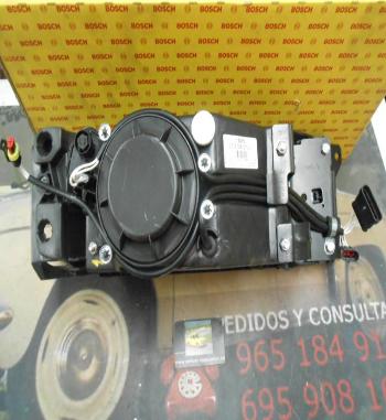 0318054315 PI1 FARO DELANTERO IZQUIERDO IVECO EUROCARGO 91-->03 H4 REGULADOR ELECTRICO SIEM, BOSCH, MAGNETI MARELLI, CARELLO