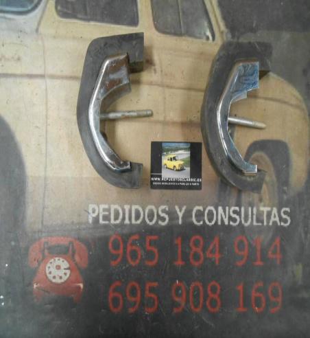 MAS02 JUEGO 2 MASCOTAS METAL/GOMA PARAGOLPES SEAT 127 1ª SERIE