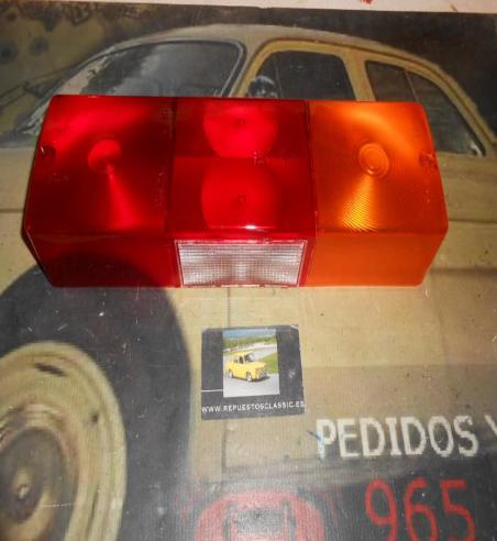 035300 PI3 TULIPA PILOTO TRASERO DERECHO/IZQUIERDO VIGNAL VEHICULO INDUSTRIAL RENAULT CON LUZ DE MATRICULA